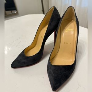 Christian Louboutin dark gray suede Corneille size 36.5 pump